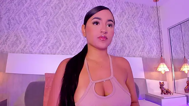 Snapshot of AishaPeyton chatting on 10-06-25, 02:58 AishaPeyton online show from 10-06-25, 02:58