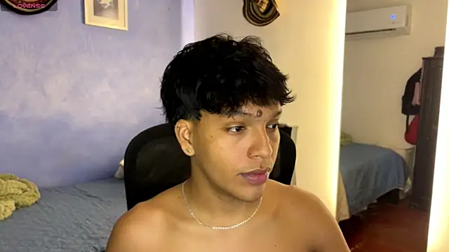 Snapshot of Xander_bonnet1 chatting on 10-09-25, 12:25 Xander bonnet1 online show from 10-09-25, 12:25