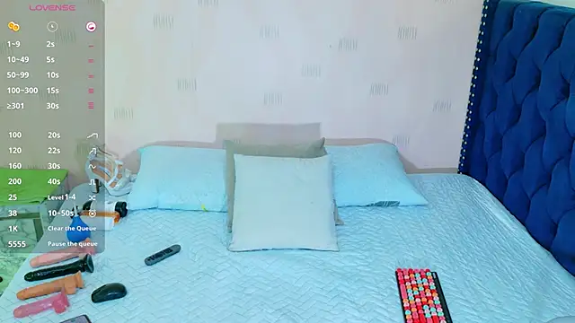 petitelittleebony online show from 09-27-25, 02:27