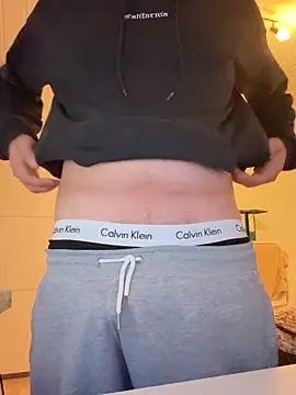 JuNIs  online show from 09-23-25, 09:18