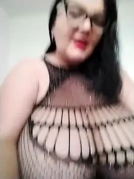 Snapshot of Madisonpalacio chatting on 05-04-26, 06:04 Madisonpalacio online show from 05-04-26, 06:04