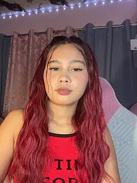 Snapshot of ursweet_babygirl chatting on 06-27-26, 05:07 ursweet babygirl online show from 06-27-26, 05:07