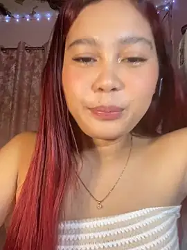 Snapshot of ursweet_babygirl chatting on 07-17-26, 05:29 ursweet babygirl online show from 07-17-26, 05:29