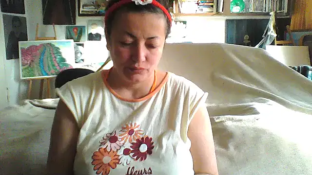 MariaAnaSunshine online show from 10-28-25, 07:45