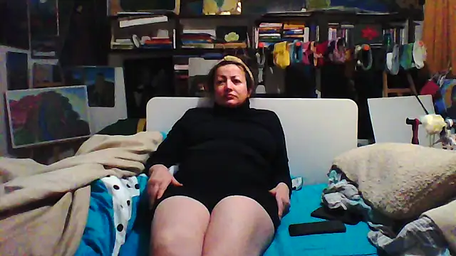 MariaAnaSunshine online show from 11-23-25, 06:30