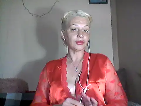 Snapshot of MaryJane441 chatting on 05-07-26, 08:03 MaryJane441 online show from 05-07-26, 08:03