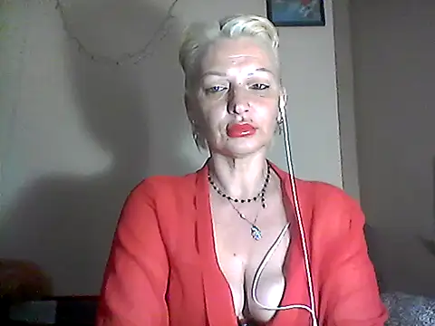Snapshot of MaryJane441 chatting on 05-08-26, 08:25 MaryJane441 online show from 05-08-26, 08:25
