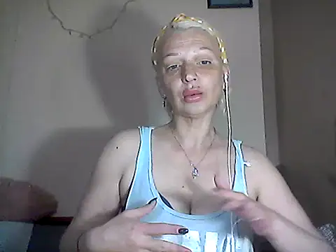 Snapshot of MaryJane441 chatting on 05-21-26, 08:54 MaryJane441 online show from 05-21-26, 08:54