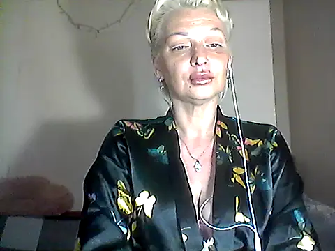Snapshot of MaryJane441 chatting on 05-22-26, 08:36 MaryJane441 online show from 05-22-26, 08:36