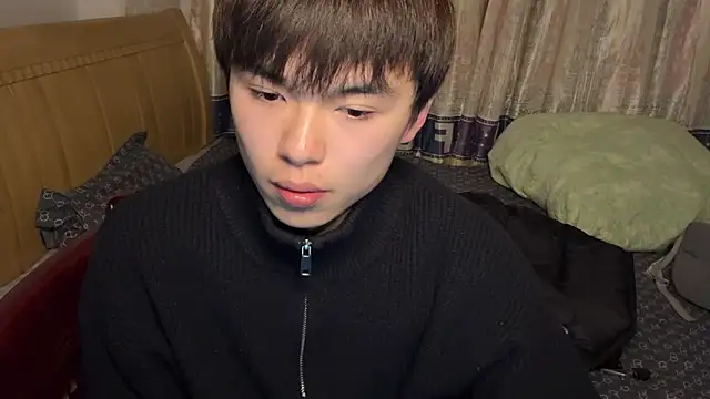 xiaottt1918 online show from 01-06-25, 10:57