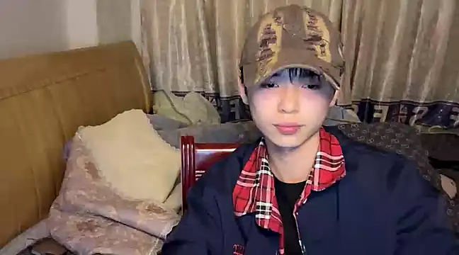 xiaottt1918 online show from 01-10-25, 02:34