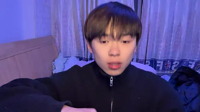 xiaottt1918 online show from 01-11-25, 05:07