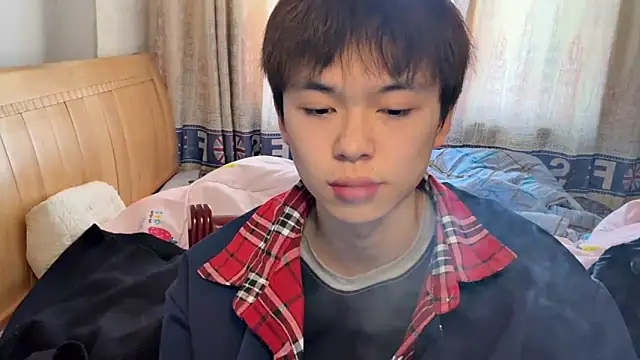 xiaottt1918 online show from 01-20-25, 05:15