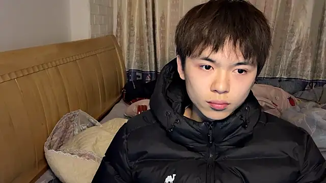 xiaottt1918 online show from 01-22-25, 12:17