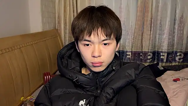 xiaottt1918 online show from 01-25-25, 09:47