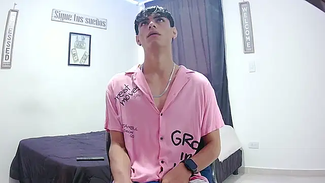 harrytomson 1 online show from 12-15-25, 01:04