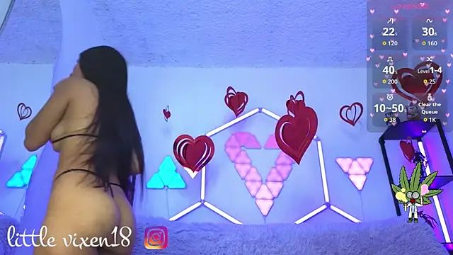 littlevixen18 online show from 04-15-26, 07:15