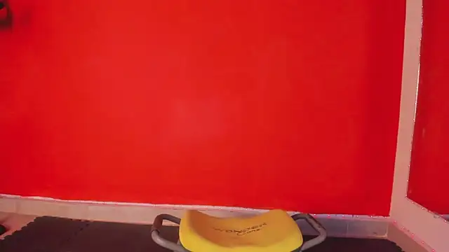 zoe roux21 online show from 02-15-25, 10:52