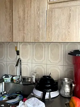 zoe roux21 online show from 11-02-25, 07:27