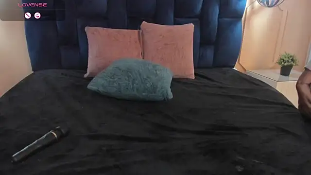 Yazmin rouse online show from 01-16-25, 05:12