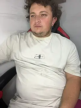 AndresChuboi online show from 12-04-25, 04:22