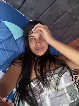 Snapshot of RoxyRoss_ chatting on 02-26-25, 11:52 RoxyRoss online show from 02-26-25, 11:52