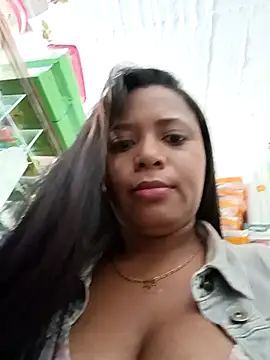 Snapshot of cindy_damm chatting on 01-17-26, 03:06 cindy damm online show from 01-17-26, 03:06