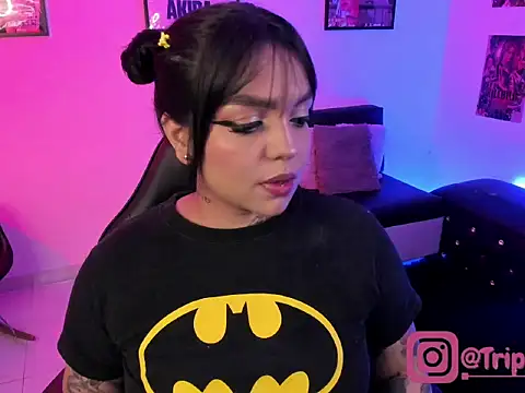 Snapshot of martinarousee chatting on 10-05-25, 09:13 martinarousee online show from 10-05-25, 09:13