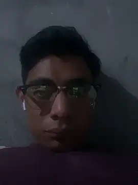 Snapshot of alexof_sun chatting on 12-19-25, 05:03 alexof sun online show from 12-19-25, 05:03