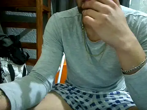 montevideoo online show from 12-17-25, 05:02