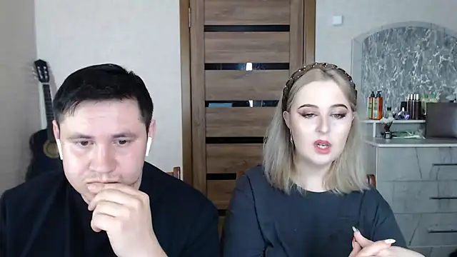 Kristy-Max online show from 03-03-25, 06:22