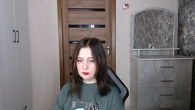 Kristy-Max online show from 10-26-25, 09:31