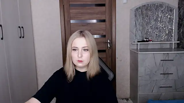 Kristy-Max online show from 01-06-26, 09:18