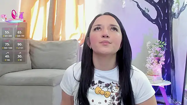  EmilyJireh  online show from 10-06-25, 07:22