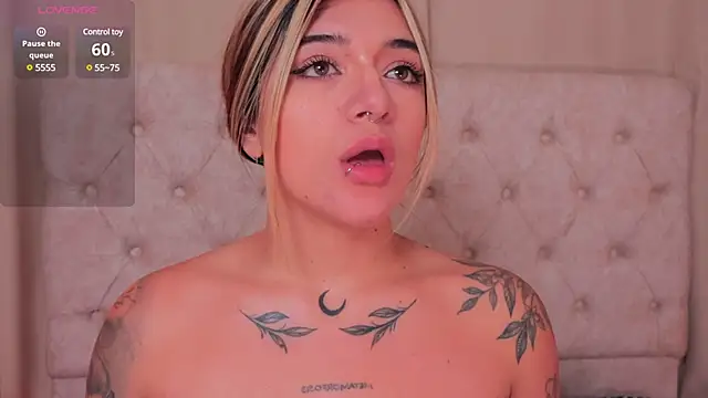 ashleyvalirya online show from 01-28-25, 10:12