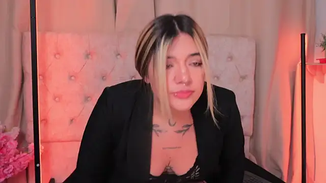 ashleyvalirya online show from 02-03-25, 03:42