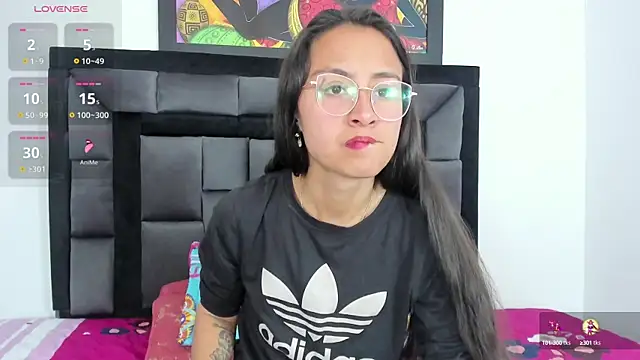 Snapshot of tatiana_valencia chatting on 03-10-25, 03:41 tatiana valencia online show from 03-10-25, 03:41