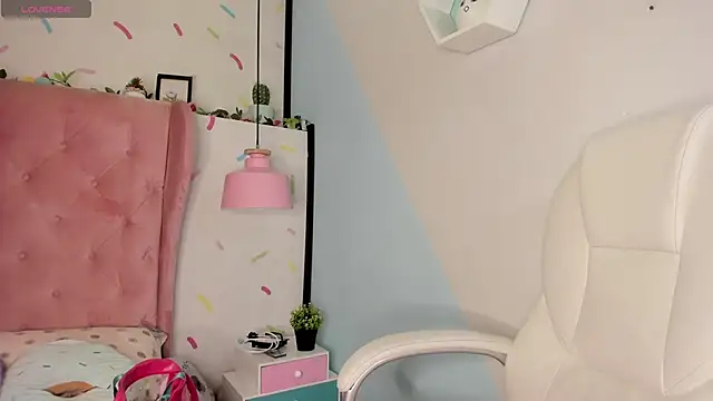 Giovanna oliveira online show from 02-25-25, 04:35