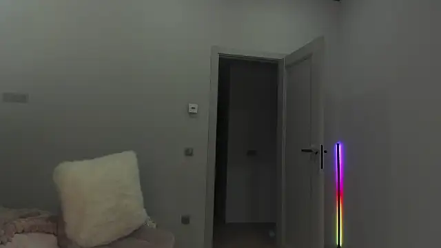  cometoseeme  online show from 10-23-25, 03:00