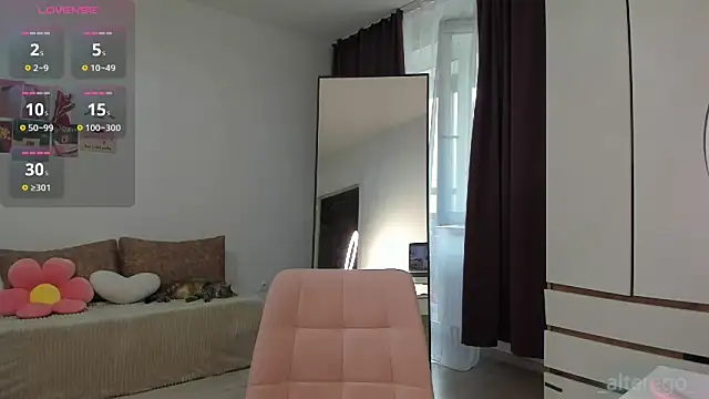 Snapshot of _cometoseeme_ chatting on 08-01-26, 03:44 cometoseeme online show from 08-01-26, 03:44