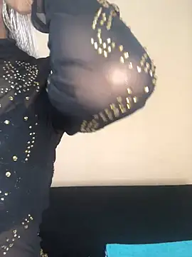 niccki3 online show from 12-20-24, 07:22