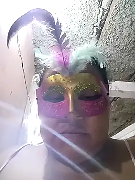 Lucky-hot-girls online show from 11-04-25, 03:05