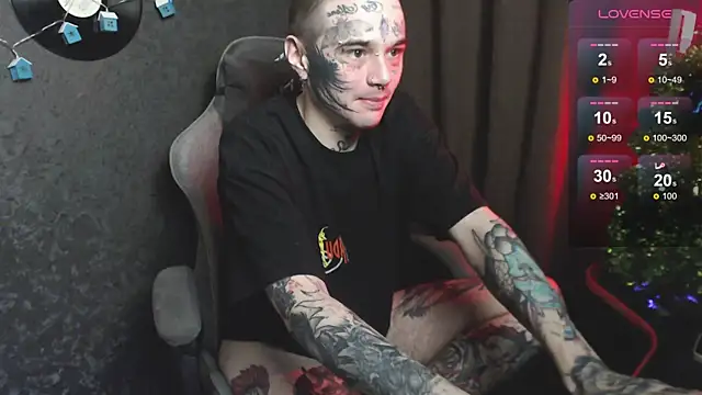 lonelycrystal online show from 12-25-24, 01:51