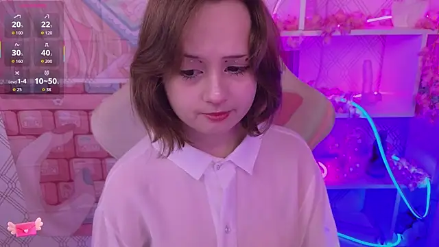 Mary uw online show from 10-11-25, 03:17