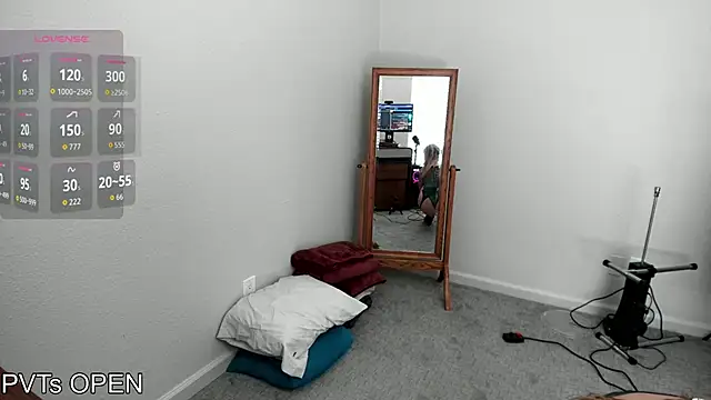 Peaches N Kreme online show from 09-13-25, 10:53