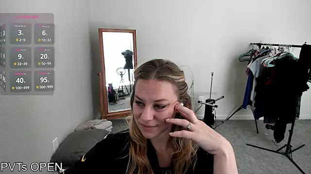 Peaches N Kreme online show from 09-14-25, 10:20