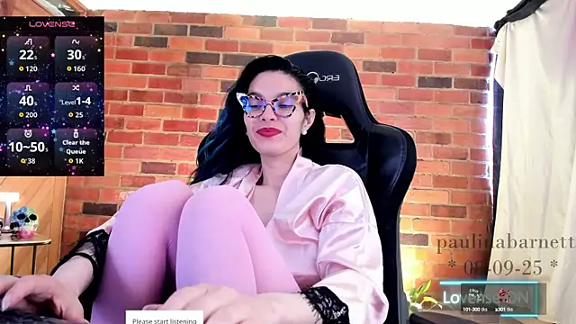 Snapshot of paulinabarnett- chatting on 09-08-25, 02:16 paulinabarnett- online show from 09-08-25, 02:16