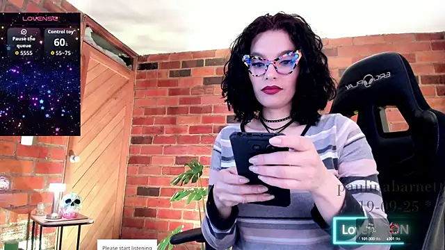 Snapshot of paulinabarnett- chatting on 09-20-25, 03:51 paulinabarnett- online show from 09-20-25, 03:51