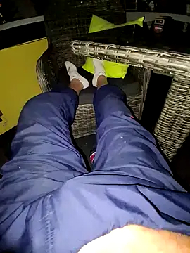 schlonzi81 online show from 09-21-25, 08:10