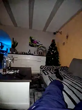 schlonzi81 online show from 12-17-25, 09:43